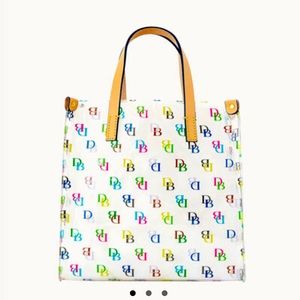 NWT Dooney & Bourke It Clear Bag